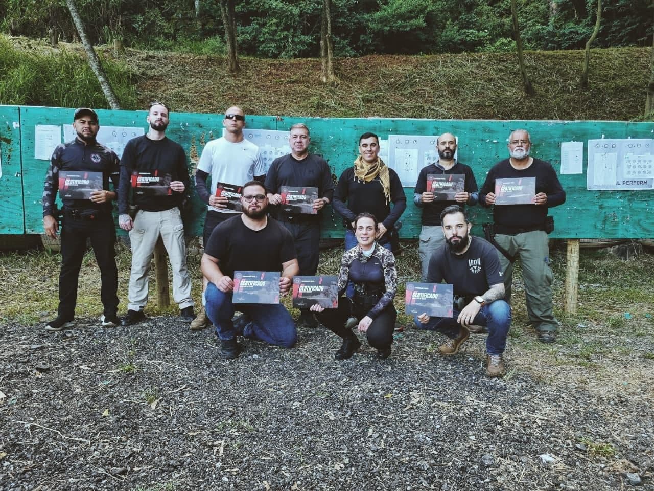 Turma reunida ao final do curso Natural Perform